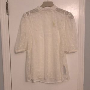 Coco + Jaimeson. Size L. White, lace blouse.